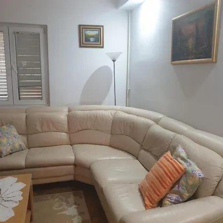 Rosa Apartment Zadar