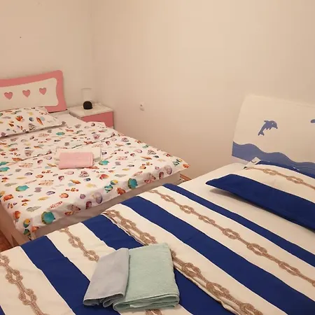 Rosa Apartment